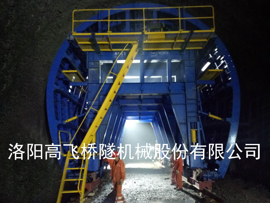 隧道二次襯砌與初襯的區(qū)別是什么？